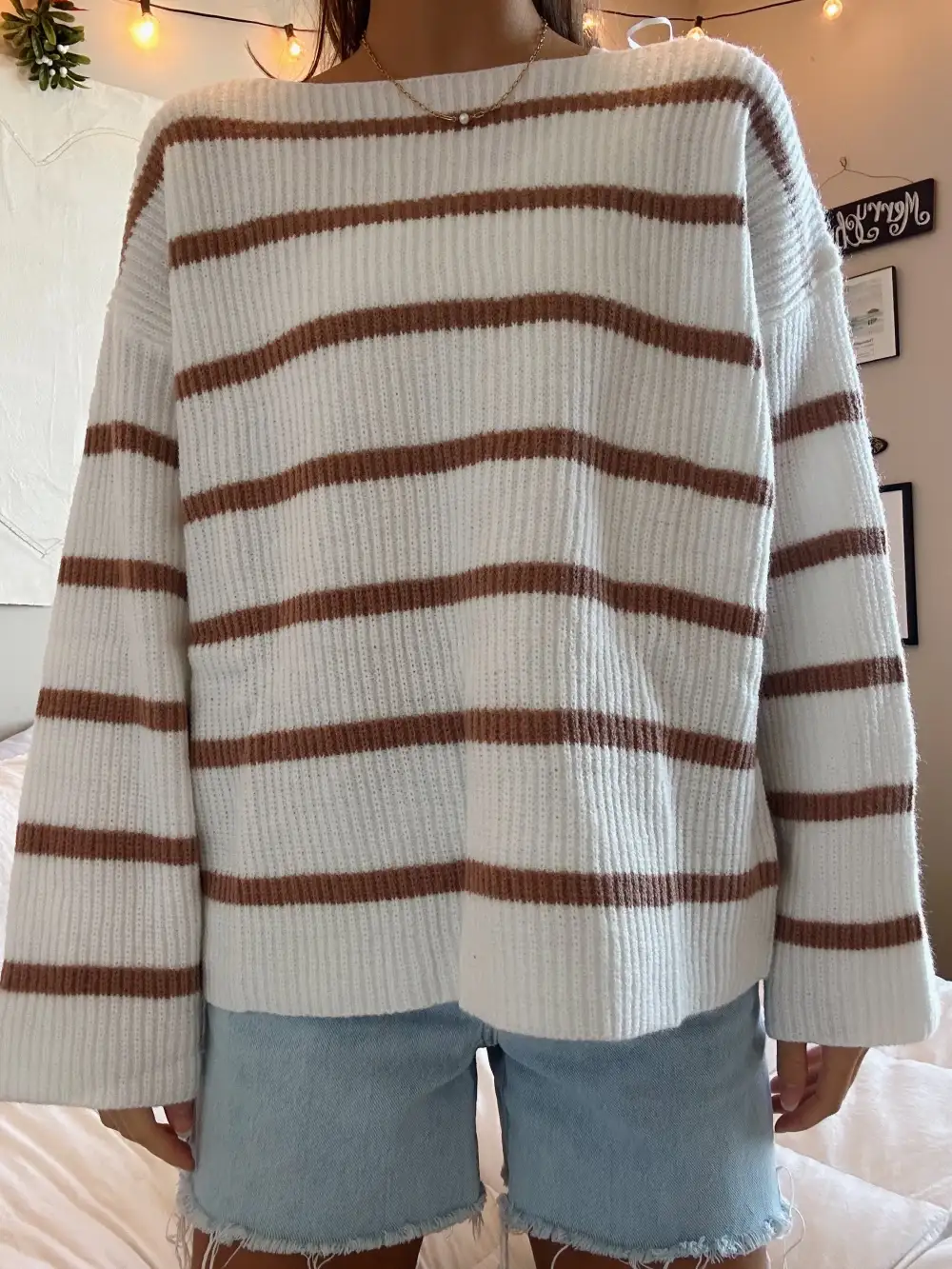 TAN & CREAM STRIPED SWEATER
