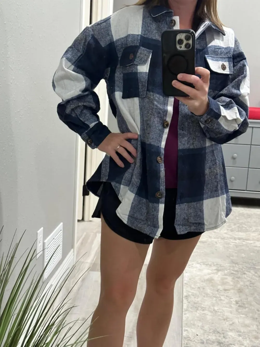 Women's Casual Plaid Flannel Shacket Jacket Oversized Button Down Long Sleeve Fall Shirts Jacket Lapel Coats Tops