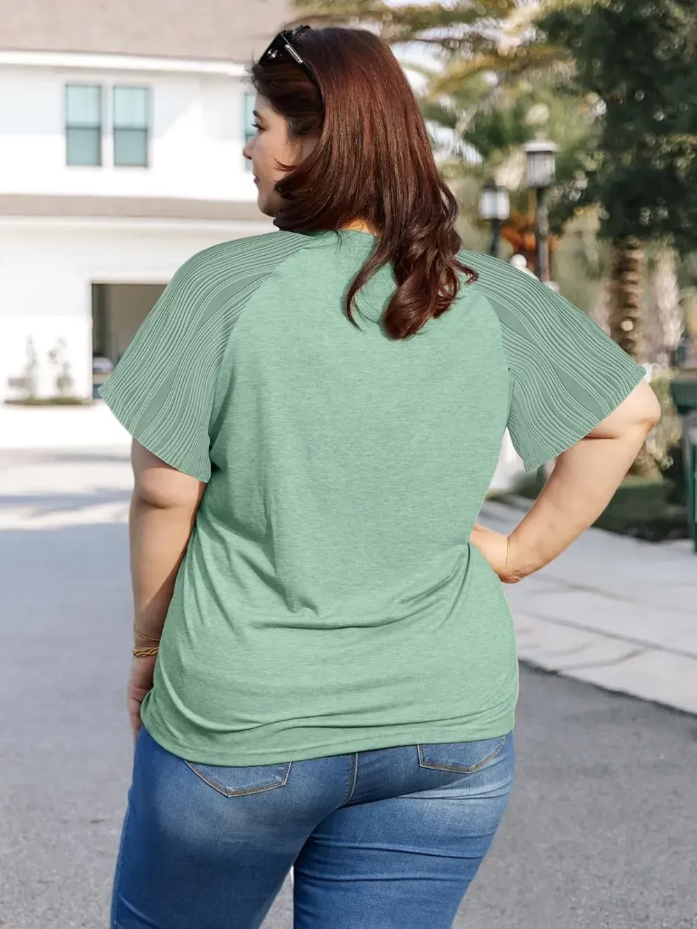 HDLTE Womens Plus Size Tops Floral Bell Sleeves Blouses Summer Crewneck Tunic Loose Casual T Shirts