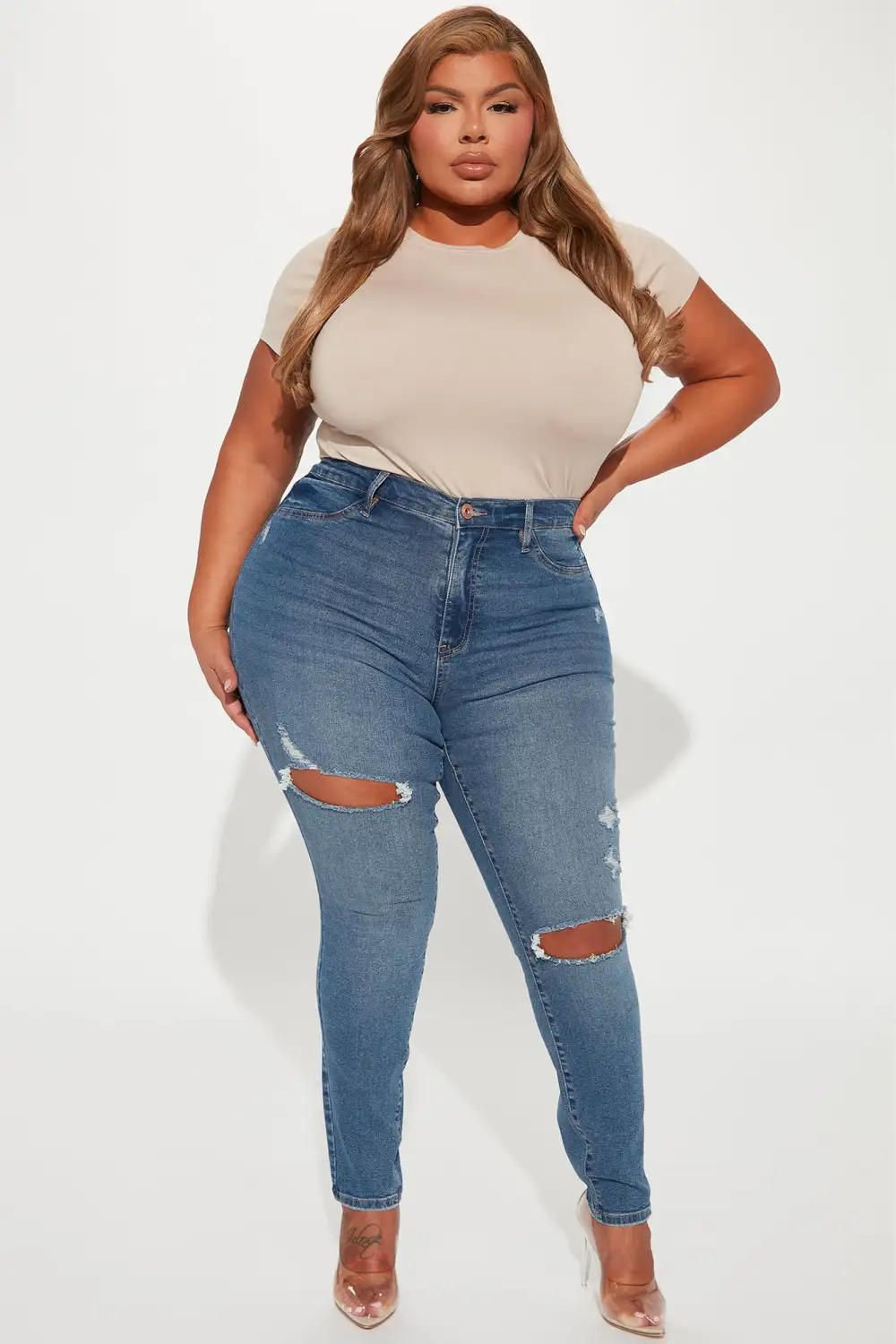 Turn' Heads Booty Lifting Skinny Jeans - Medium Wash