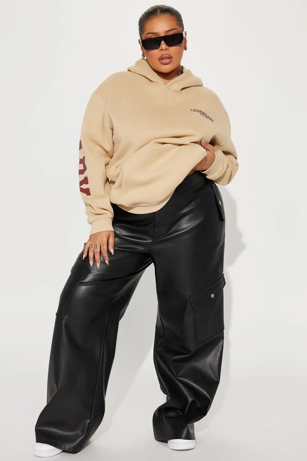 Legendary Worldwide Hoodie - Taupe