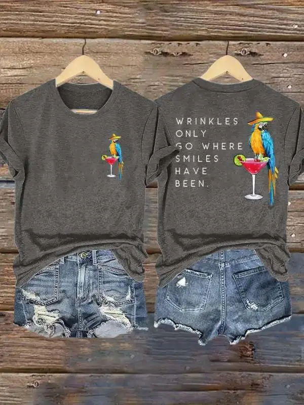 Retro Wrinkles Only Go Where Smiles Have Been Print T-Shirt