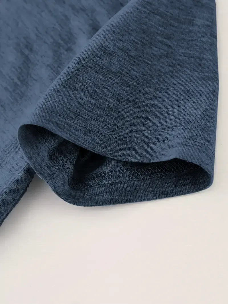 Heart Print Casual T-Shirt, Crew Neck Short Sleeves Sports Tee, Women's Activewear