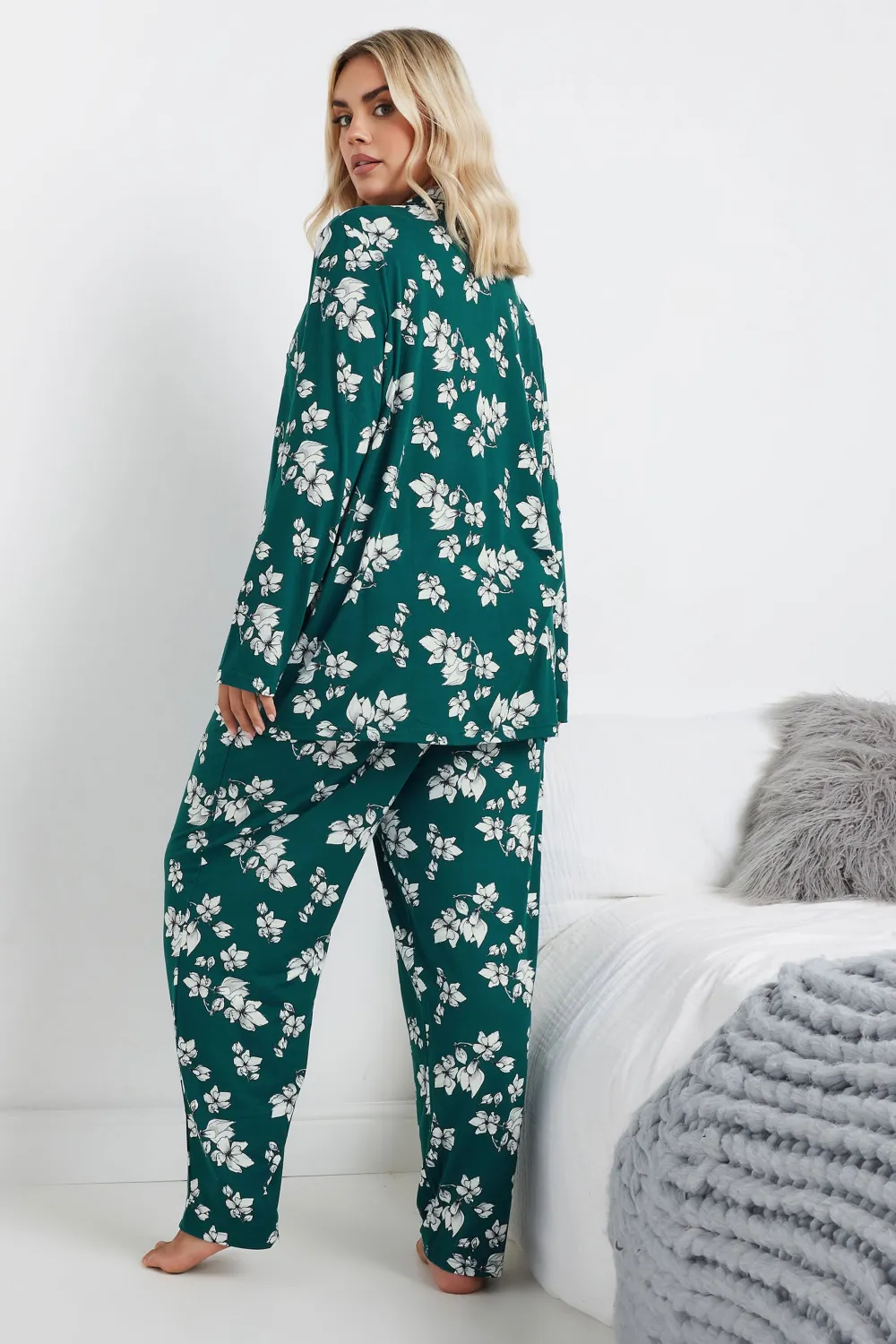 YOURS Curve Red Check Print Soft Touch Pyjama Set