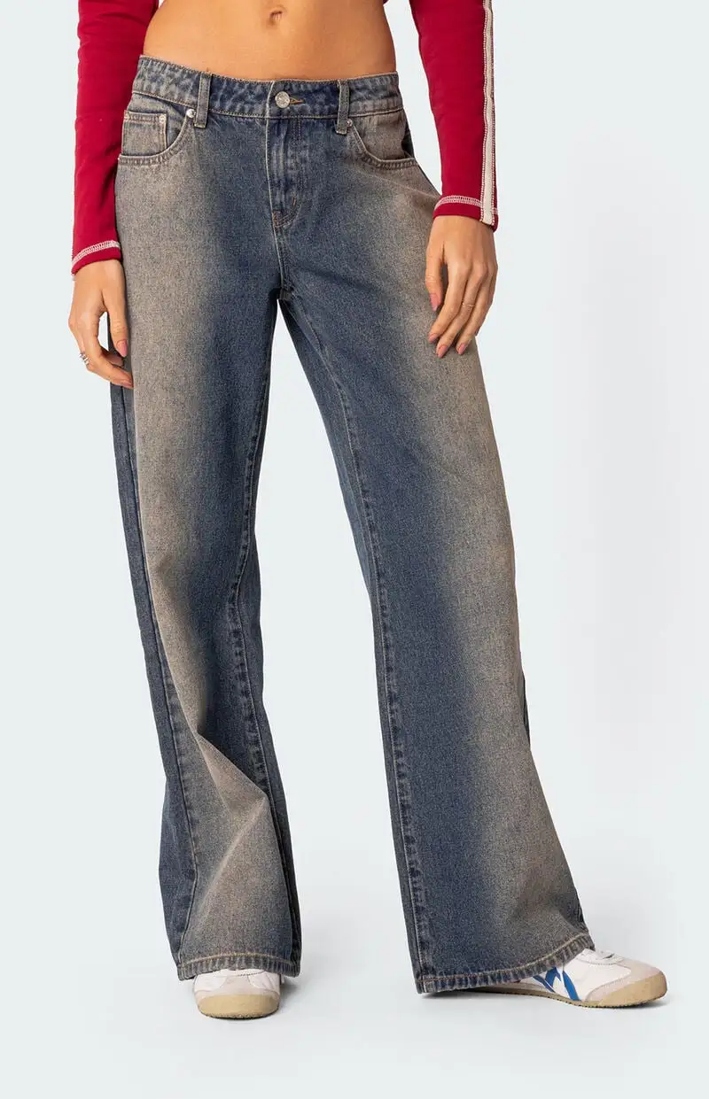 Edikted Raelynn Washed Low Rise Jeans
