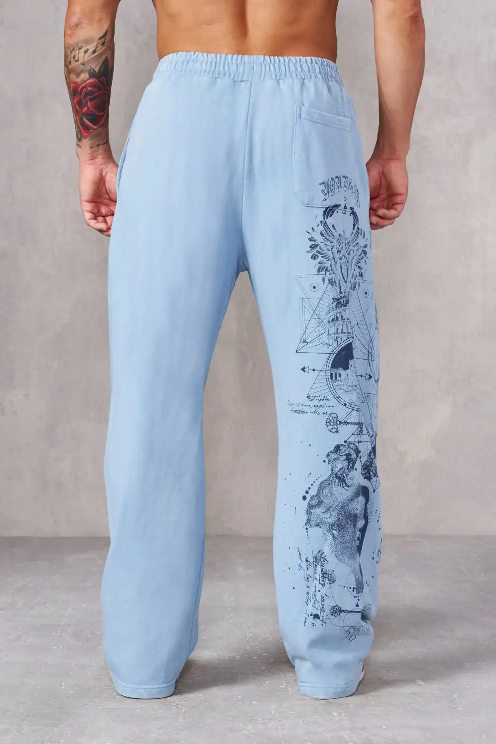 2139 - Renaissance Sweats