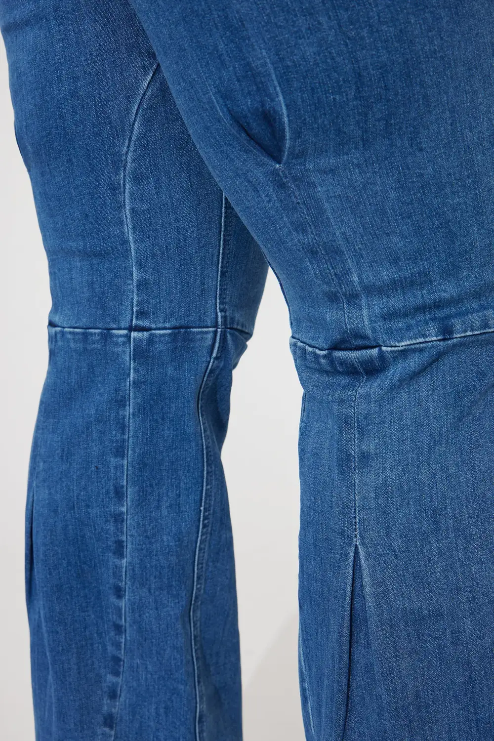 Making Deposits Crossover Stretch Bootcut Jeans - Medium Wash