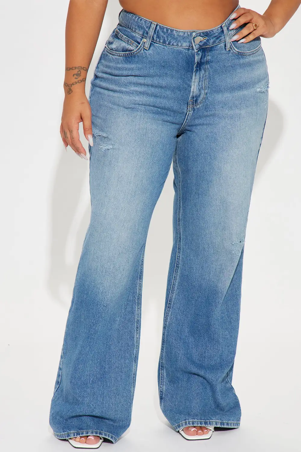 Leading Him On V Waist Baggy Jeans - Medium Wash