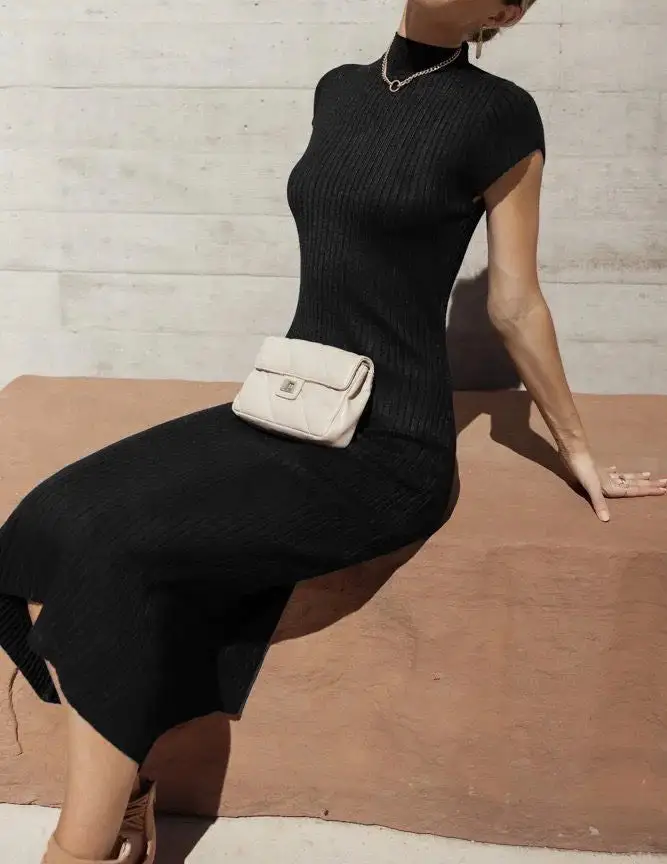 Classy Black Plain Midi Sweater Dress