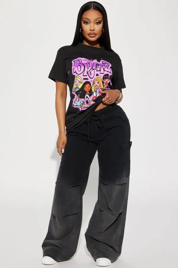 Bratz Pack Art Bruch Graphic Tee - Black