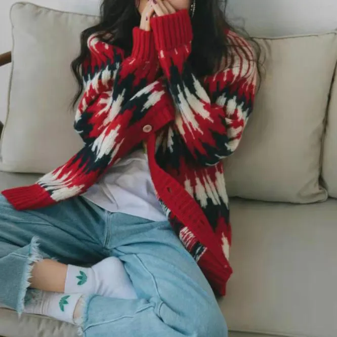 Loose Vintsge Red Striped Knitted Cardigan