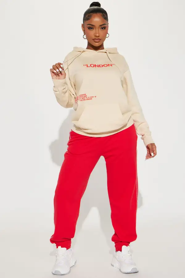 Destination London Hoodie - Sand