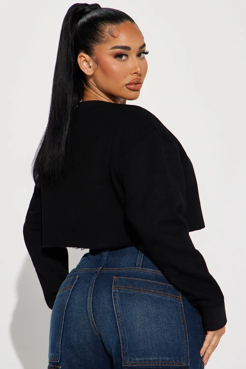 Keepin' It Fresh Cropped Sweatshirt - Black