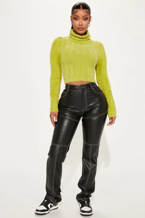 Sadie Super Soft Turtleneck Sweater - Green