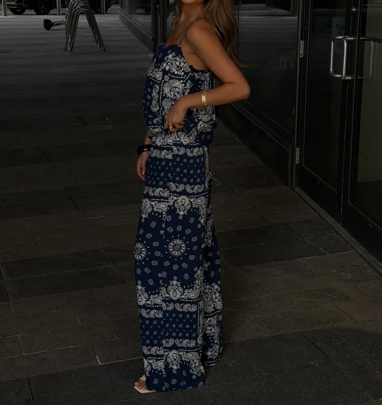 Paisley Print Sleeveless Tank Top