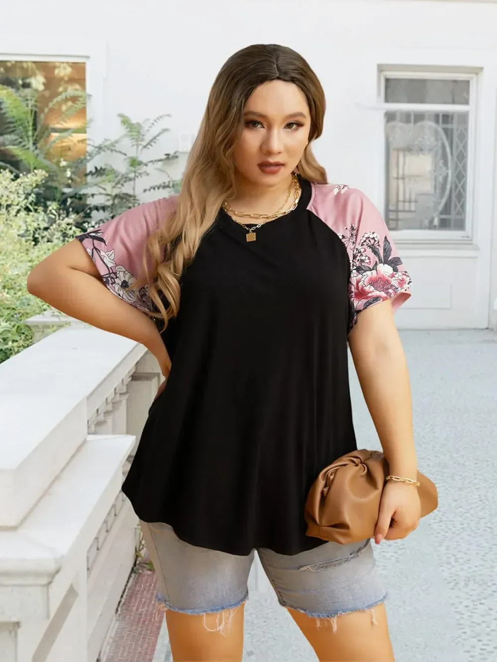 HDLTE Womens Plus Size Tops Floral Bell Sleeves Blouses Summer Crewneck Tunic Loose Casual T Shirts