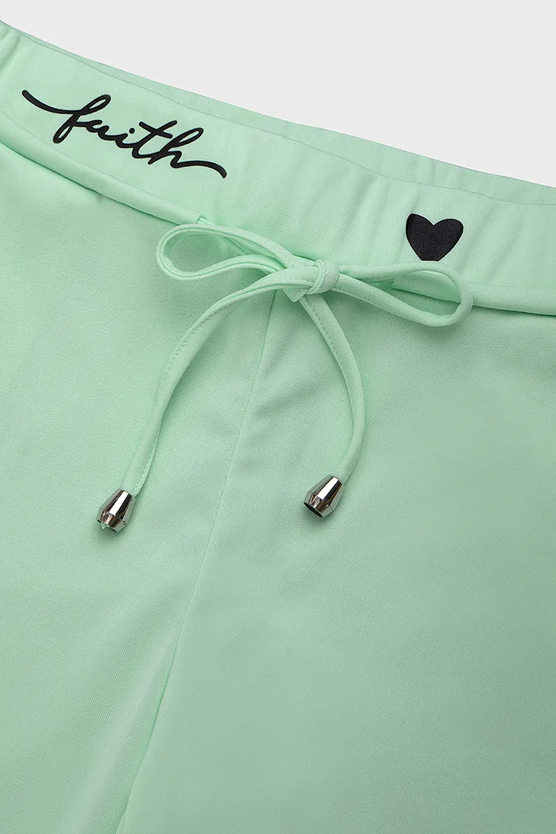 Letter & Heart Print Drawstring Capris Pants