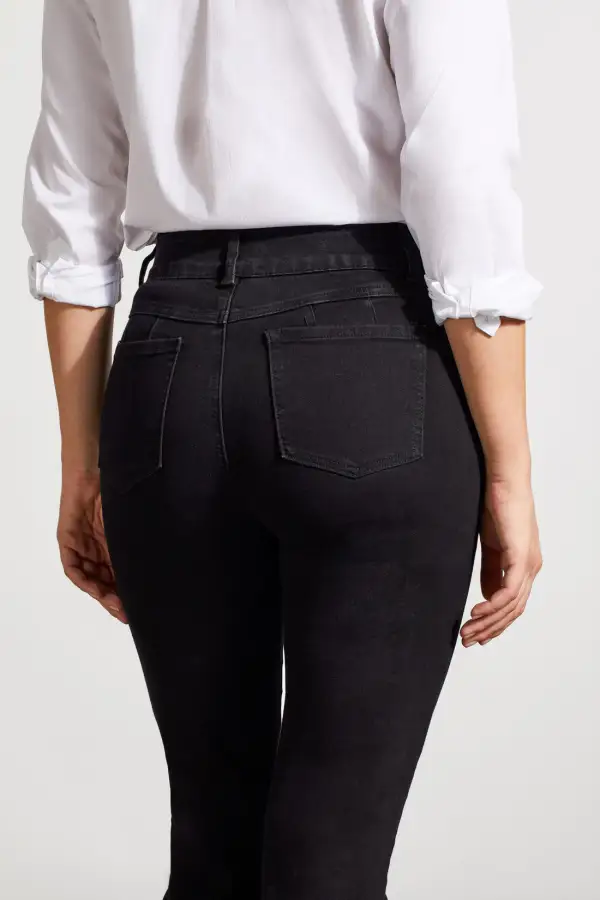 Petite Sophia Curvy Straight Leg Jeans-Black