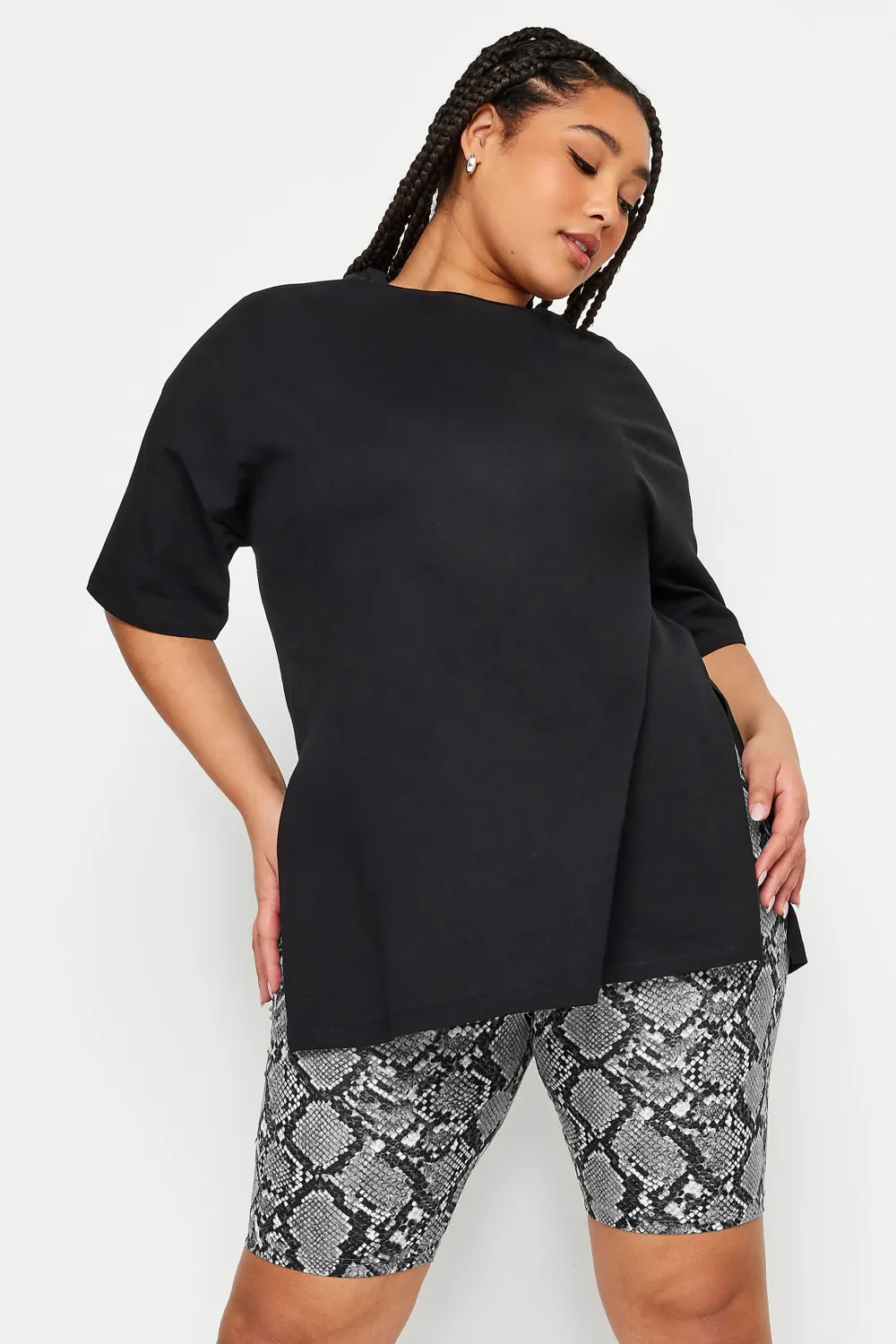 YOURS Curve 2 PACK Black Floral Print Cycling Shorts