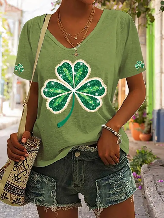 Women's St. Patrick's Day Glitter Shamrock Print T-shirt