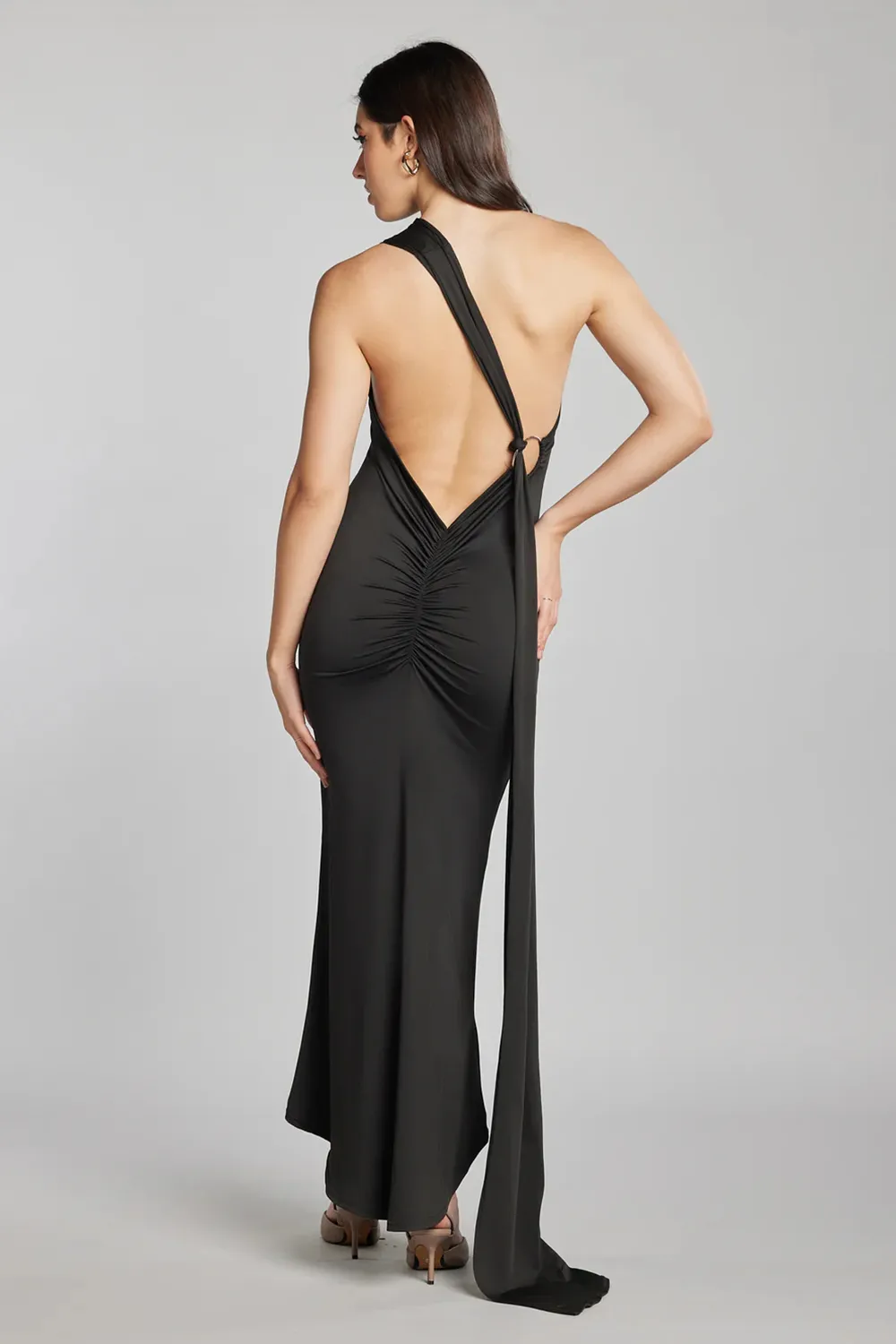 Red backless one-shoulder long dress