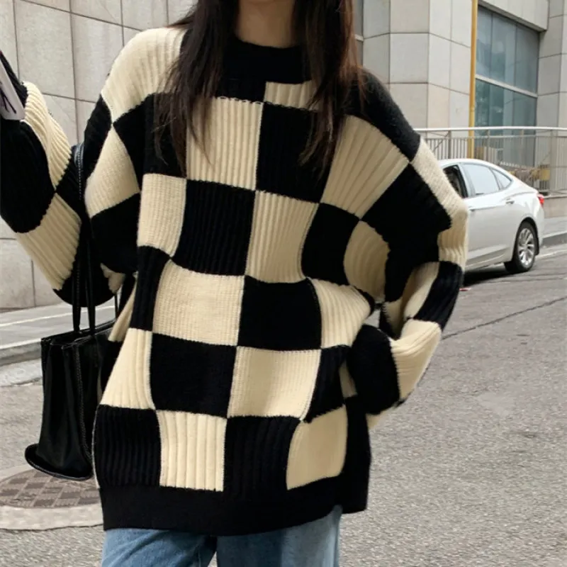 Vintage Checkered Knitted Sweater