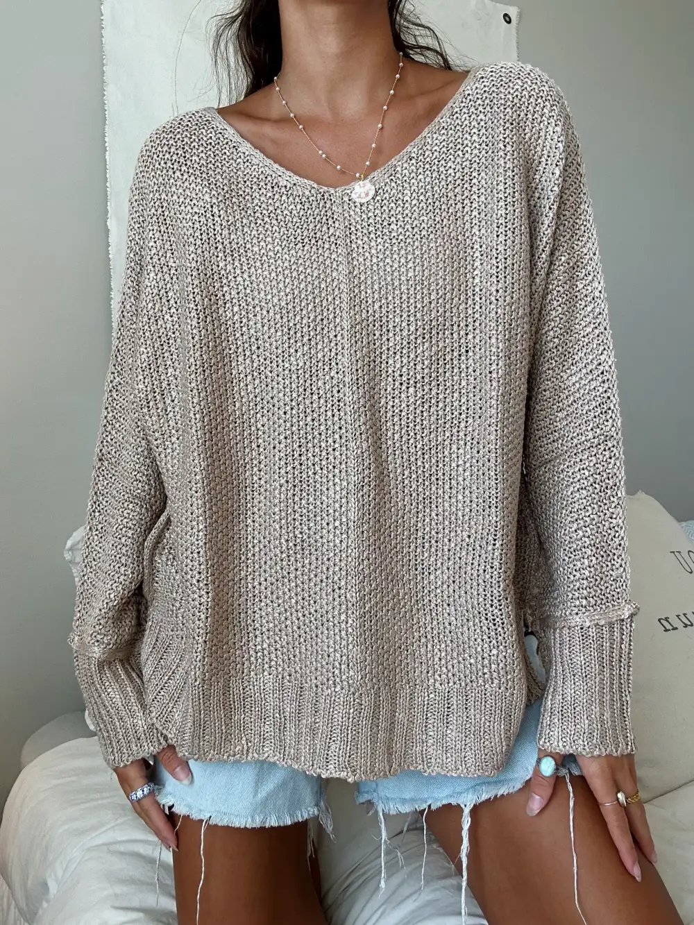 REVERSE SEAM LOOSE FIT SWEATER