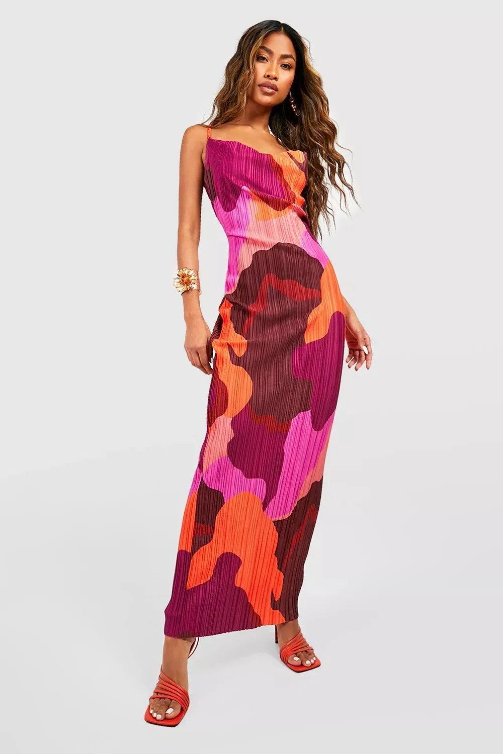 ABSTRACT PLISSE MAXI DRESS