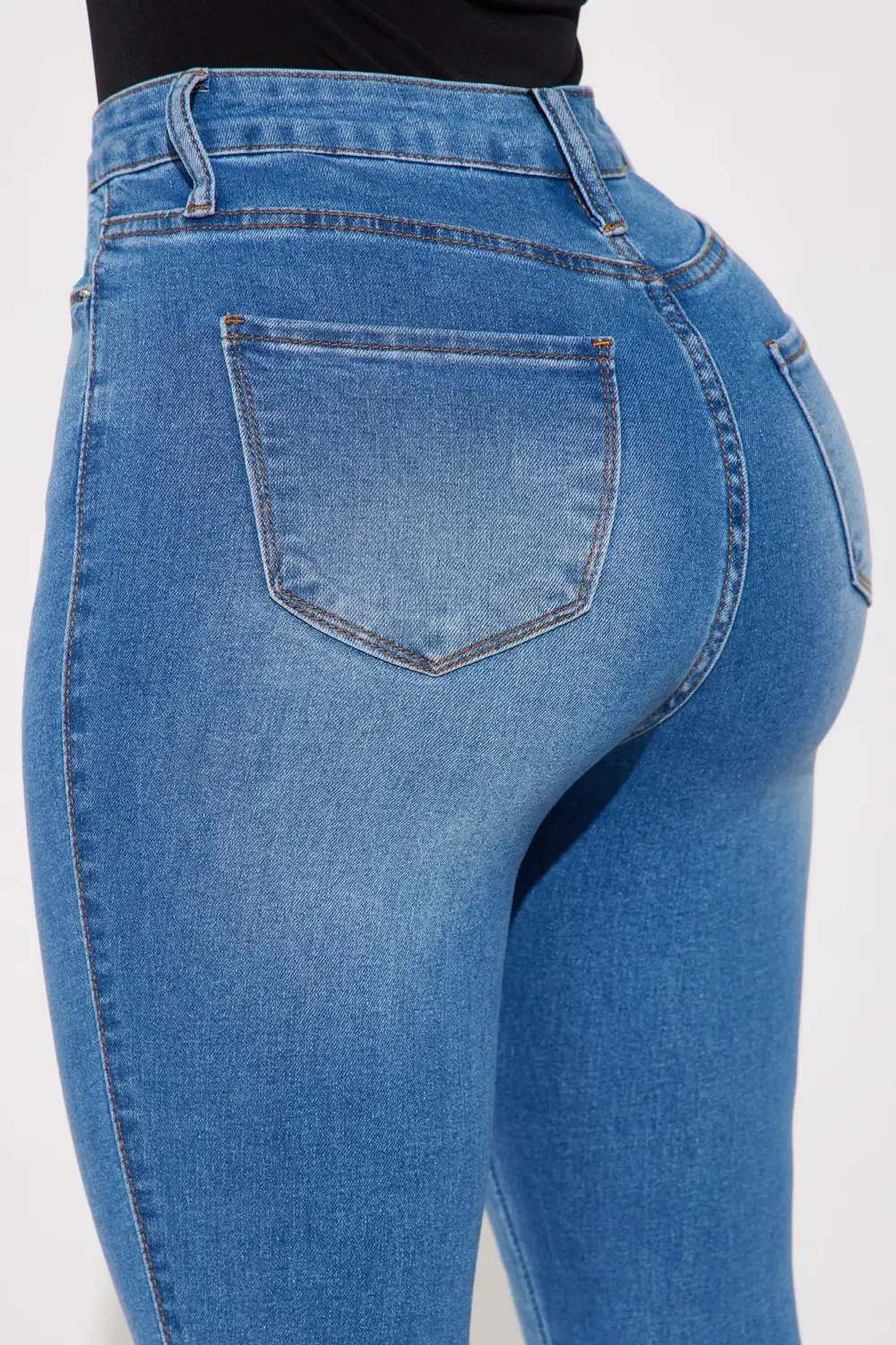 Main Motive Stretch Skinny Jeans - Medium Wash