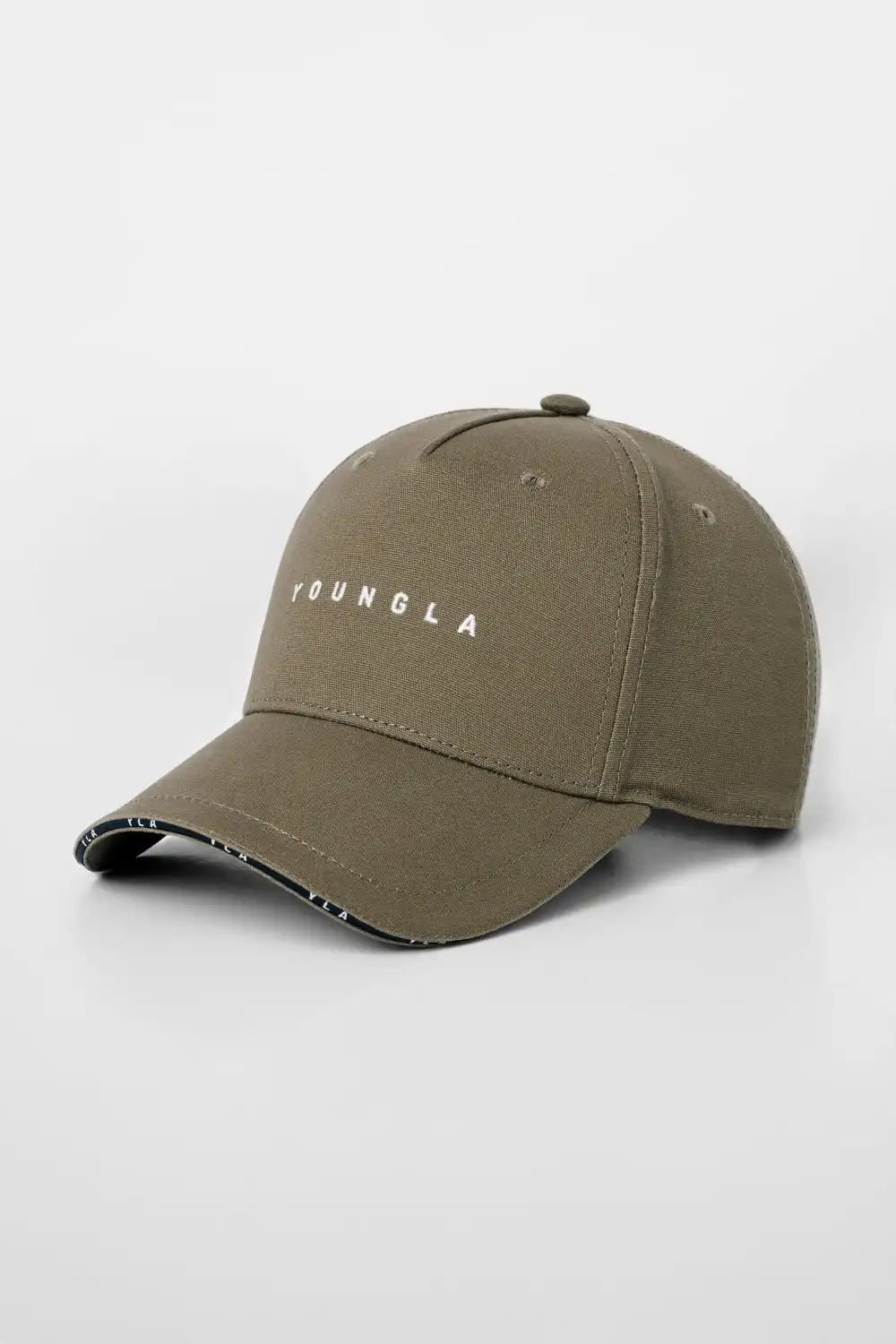 9027 - Piping Hat