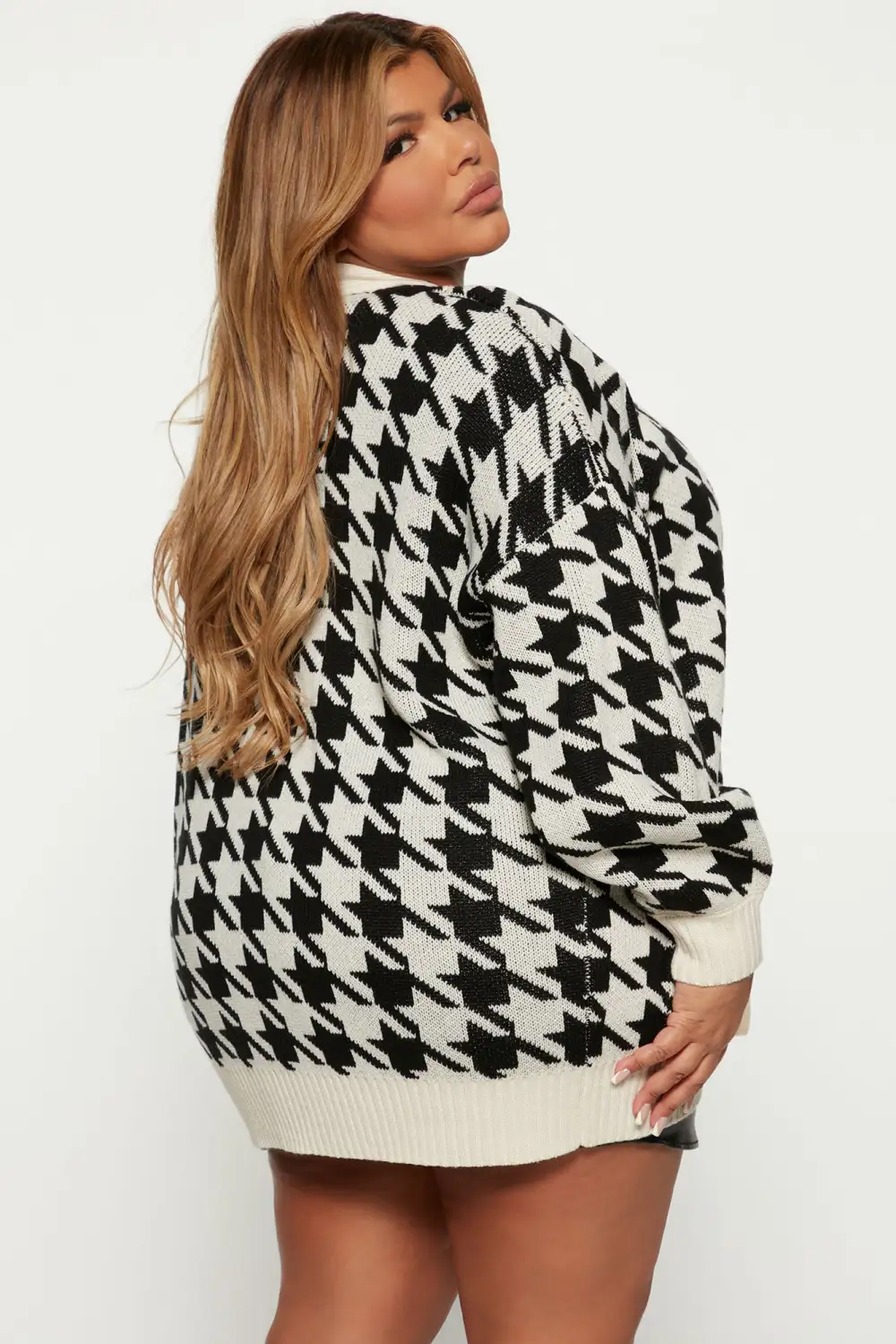 New Girl Houndstooth Boyfriend Cardigan - Ivory/combo