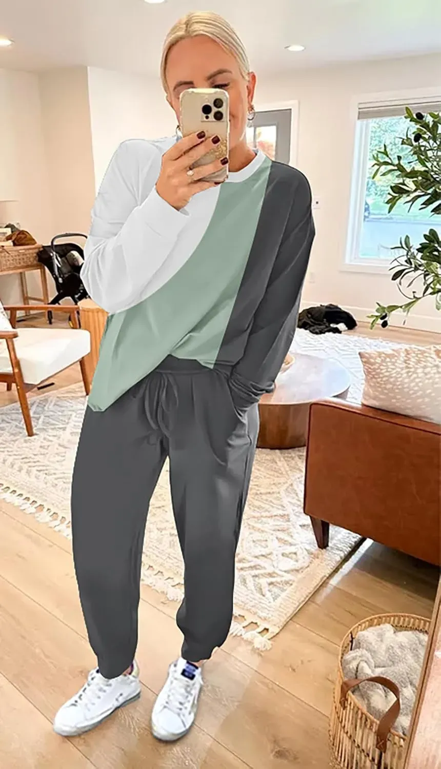 Lounge Sets for Women Two Piece Outfits Sweatsuits Sets Long Pant Loungewear Workout Athletic Tracksuits