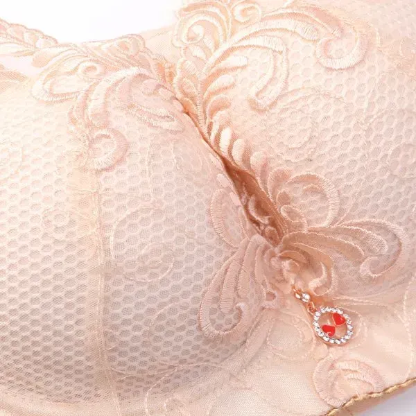 Embroidery Wireless Full Busted Anti Sagging Cami Bras