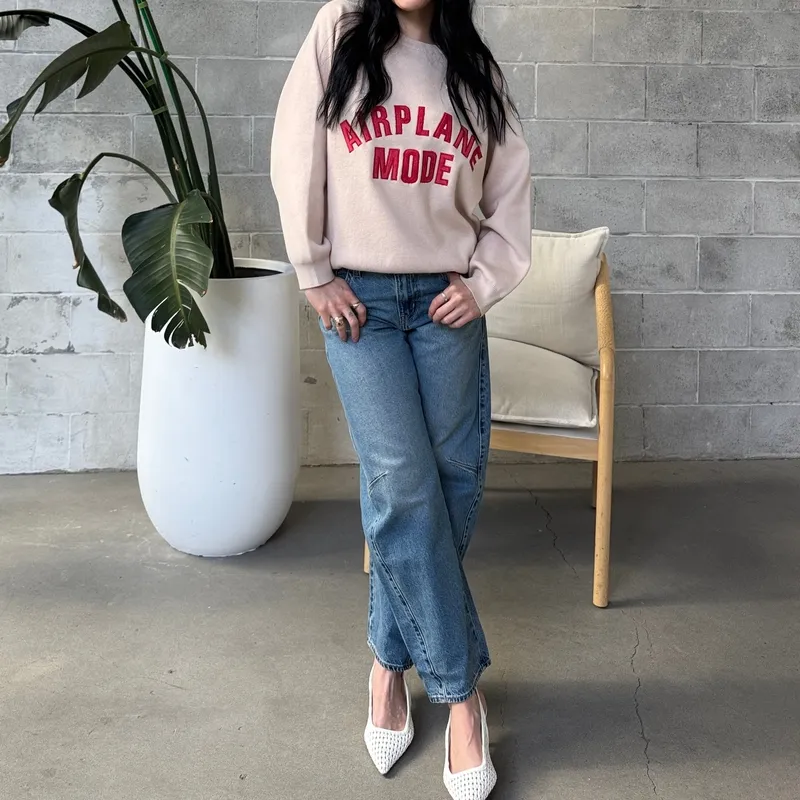 Relaxed Embroidered Pullover Sweater