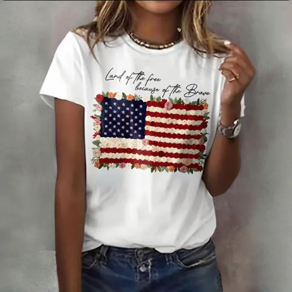 Retro Independence Day Land Of The Free Because Of The Brave Print T-shirt