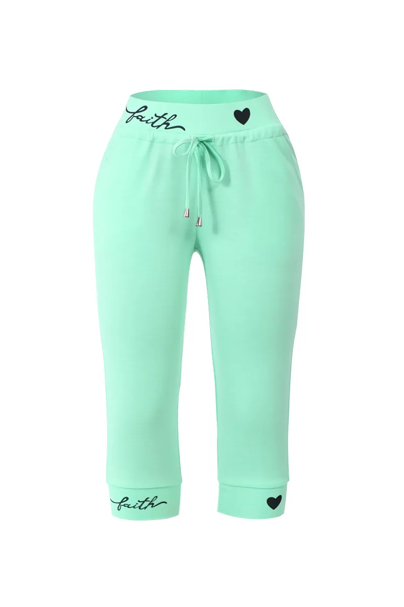 Letter & Heart Print Drawstring Capris Pants