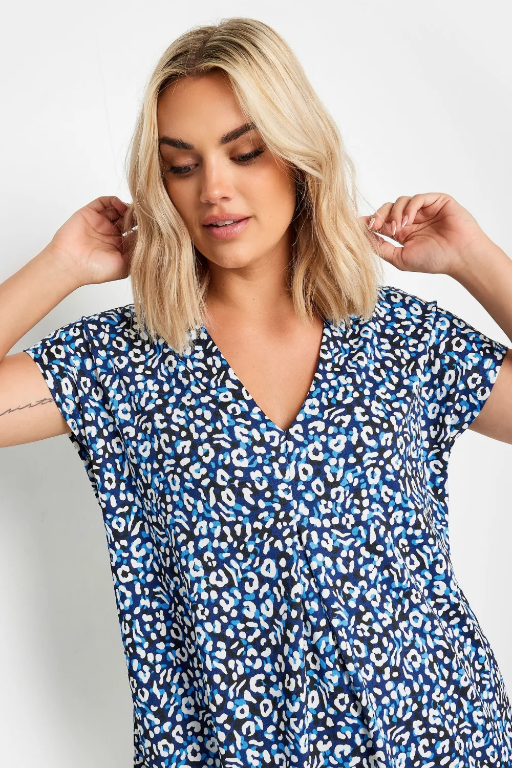 YOURS Curve Blue Leopard Print Pleat Front Blouse