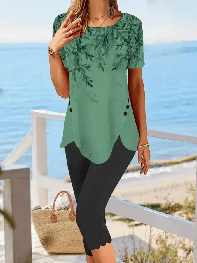 Women's Crew Neck Floral Tulip Hem Resort Tunic T-Shirt