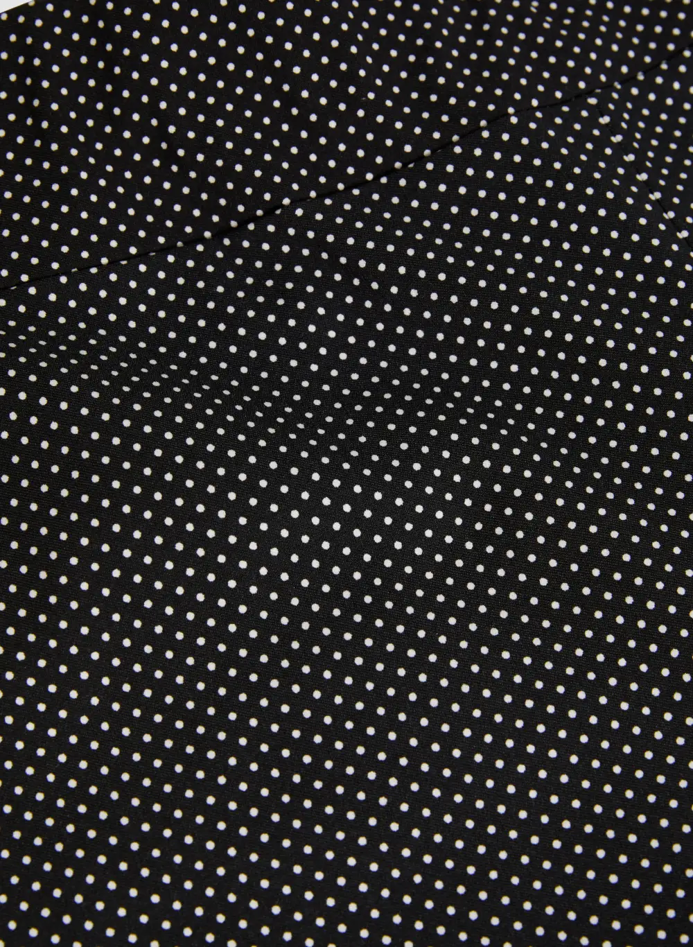 Pull-On Micro Dot Capri Pants