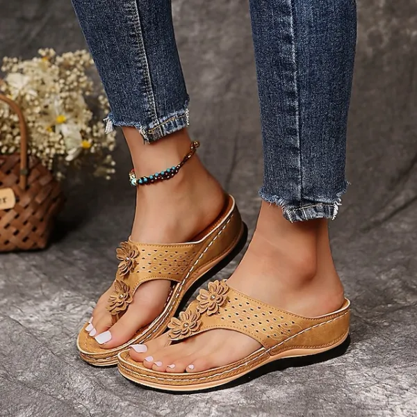 Women's Sandals Slippers Boho Bohemia Beach Wedge Sandals Outdoor Slippers Daily Beach Summer Flower Wedge Heel Round Toe Vintage Casual Faux Leather Loafer Solid Color Black Pink Brown