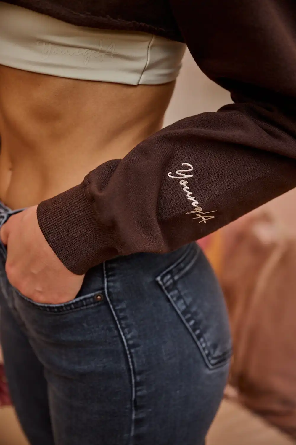 W501 Super Crop Sweater