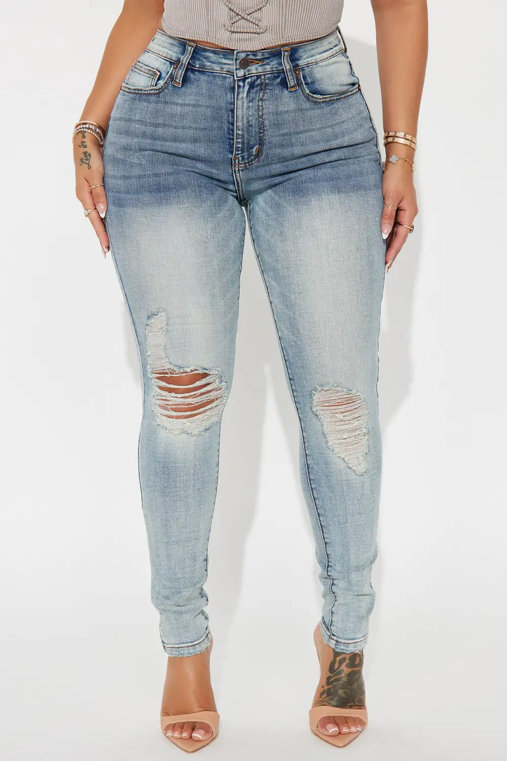Kelly Ripped Tinted Stretch Skinny Jeans - Light Wash
