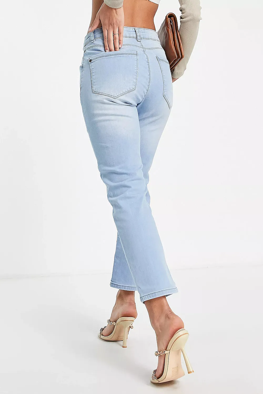 Lasula straight leg jeans in blue