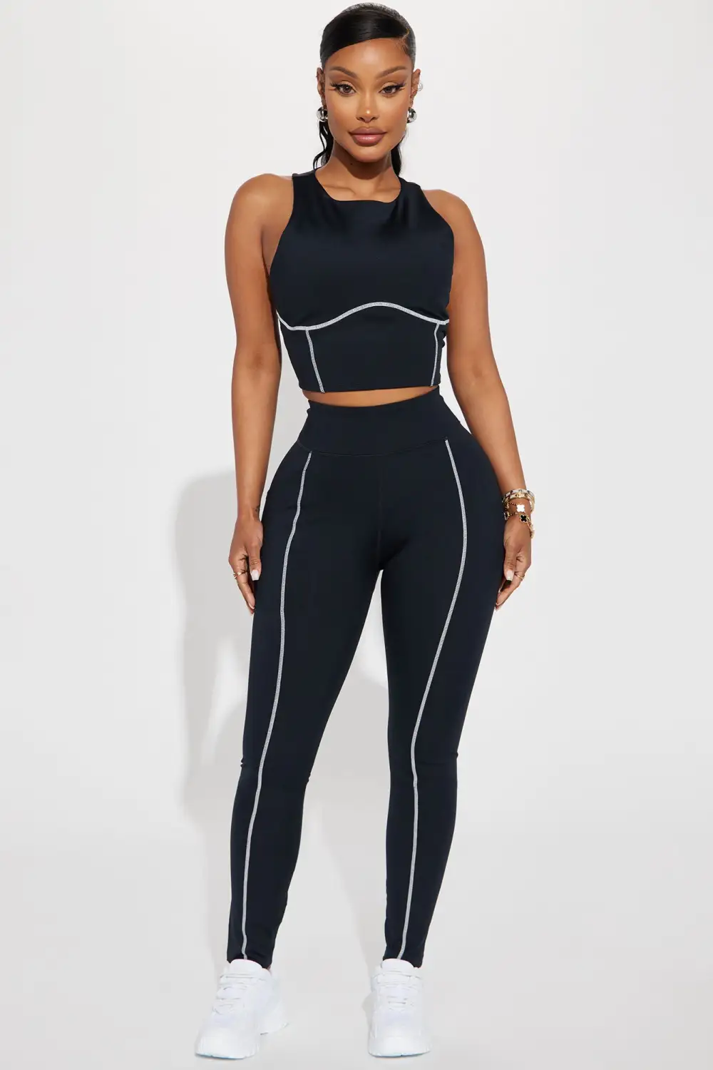 Results Elevate Sports Bra - Black