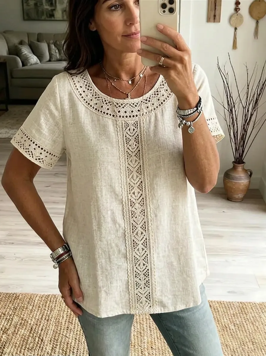 Women's Nashville Country Style Lace Trimmed Printed Top