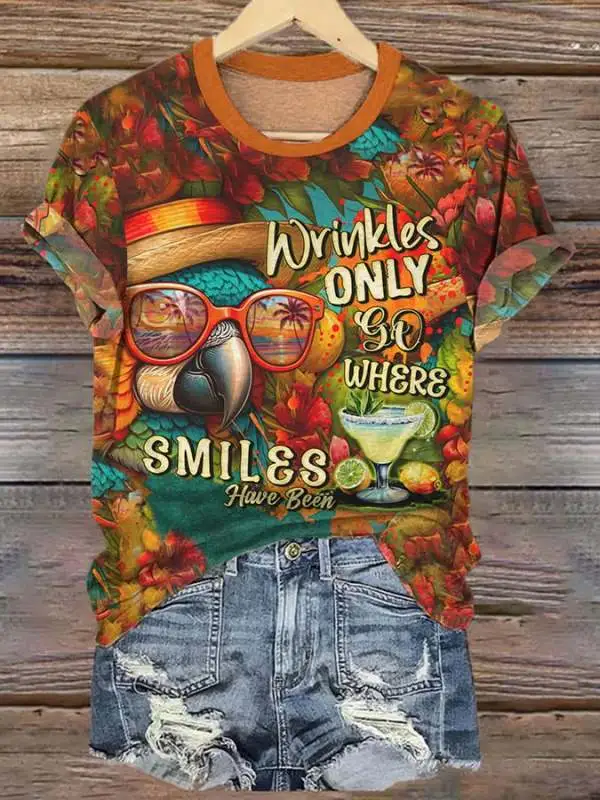 Retro Wrinkles Only Go Where Smiles Have Been Print T-Shirt