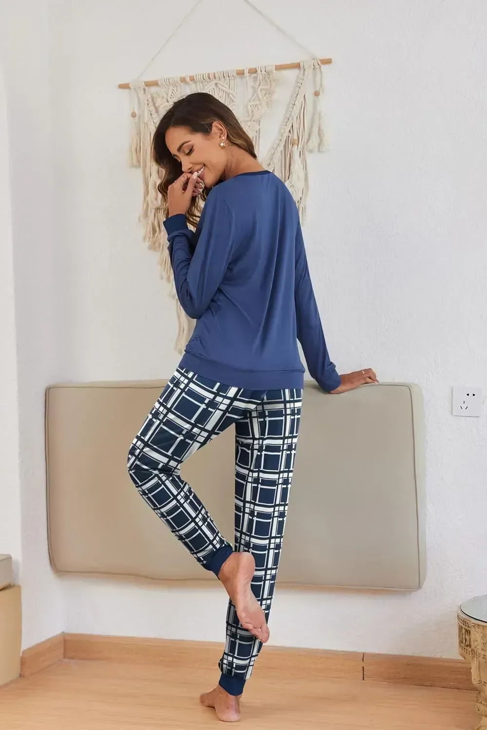 Women's Pajamas Sets Long Sleeve with Plaid Pants Soft Sleepwear O Neck 2 Piece Pjs Joggers Loung Set with Pockets