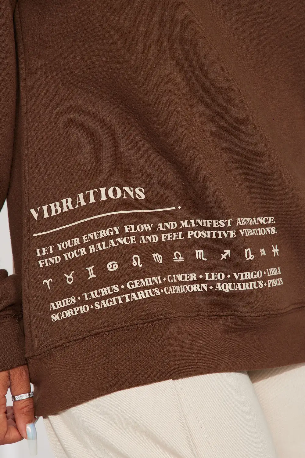 Feel Your Energy Sweatshirt - Brown