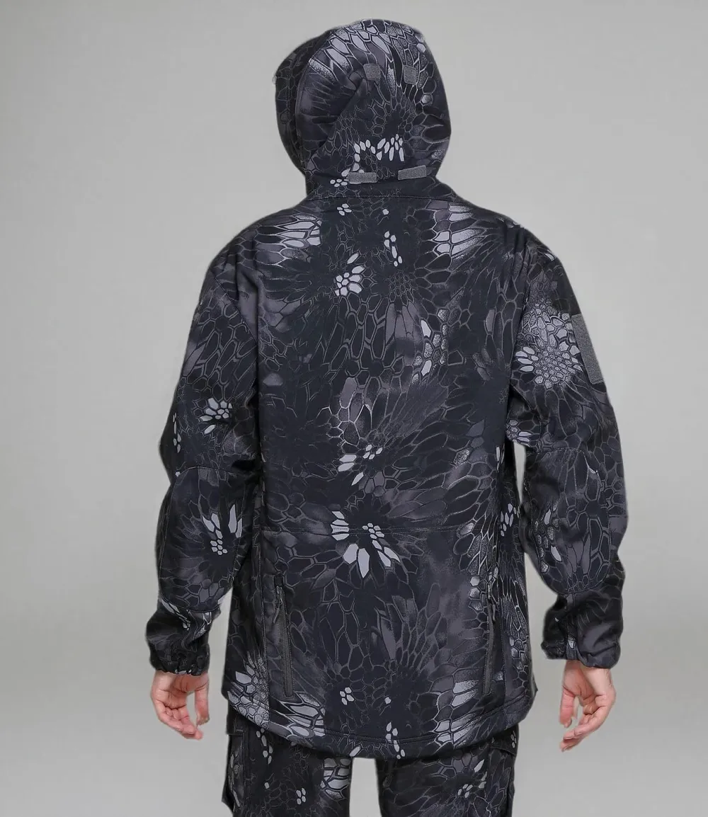 Men's Tactical Softshell Jacket Waterproof Fleece Hooded Hunting Coat