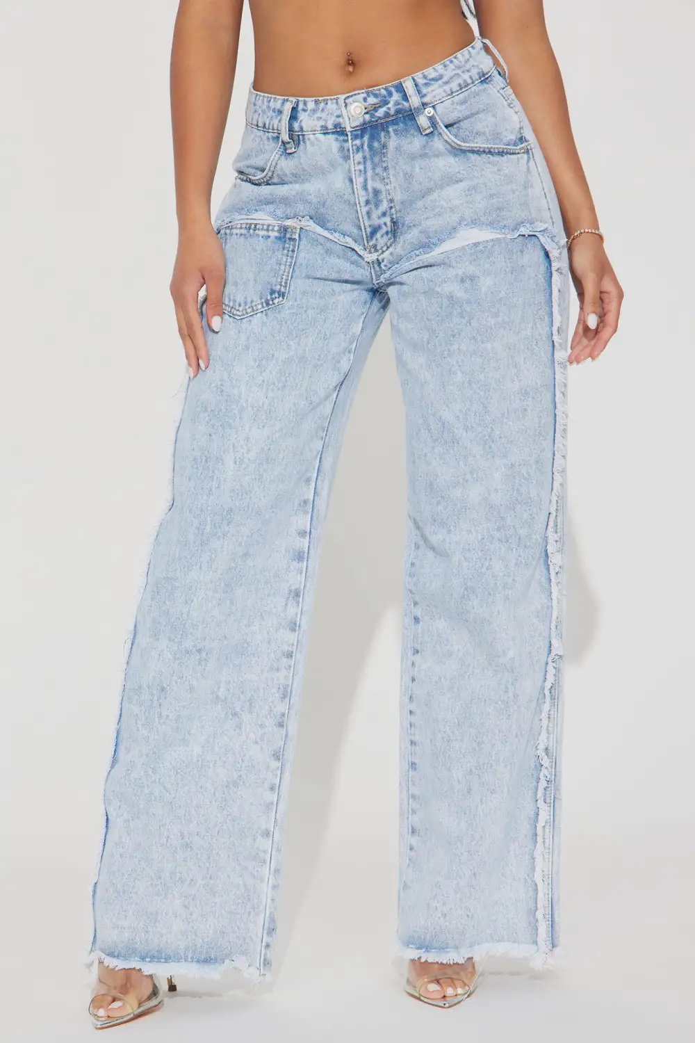Focus On It Straight Leg Jeans - Light Wash